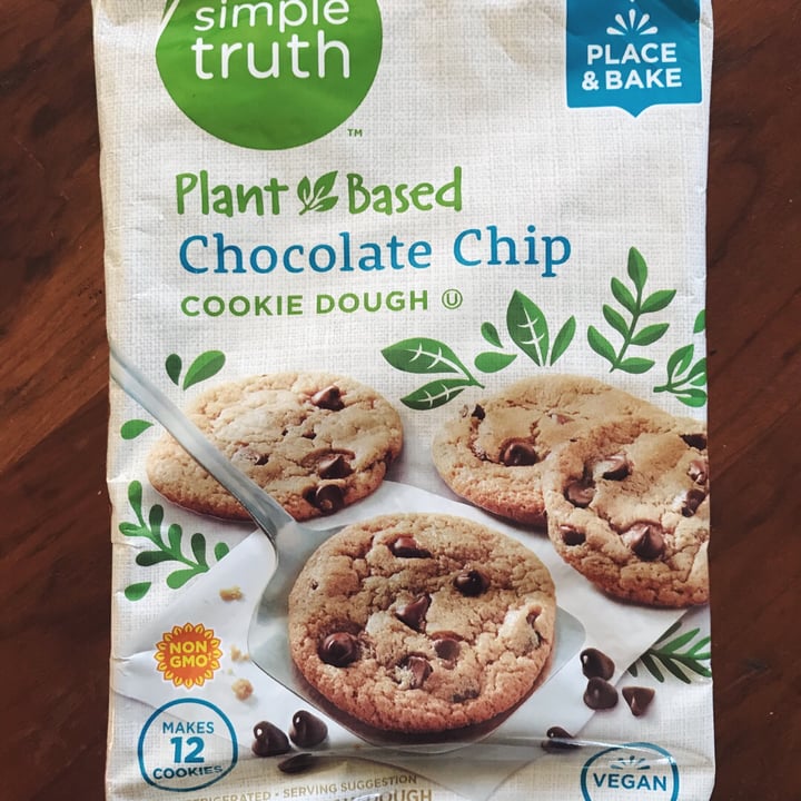 review photo of Simple Truth Plant Based Chocolate Chip Cookie Dough shared by @marianneluvsfood on 14 Sep 2019 - review