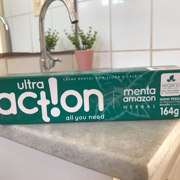 photo of Ultra action Creme Dental com Flúor e Cálcio Menta Amazon Herbal shared by @danijardini on  03 Aug 2022 - review