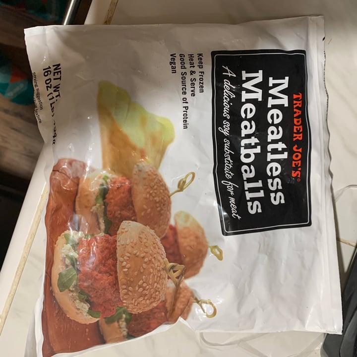 review photo of Trader Joe's Meatless Meatball shared by @xenenscott on 03 Nov 2020 - review