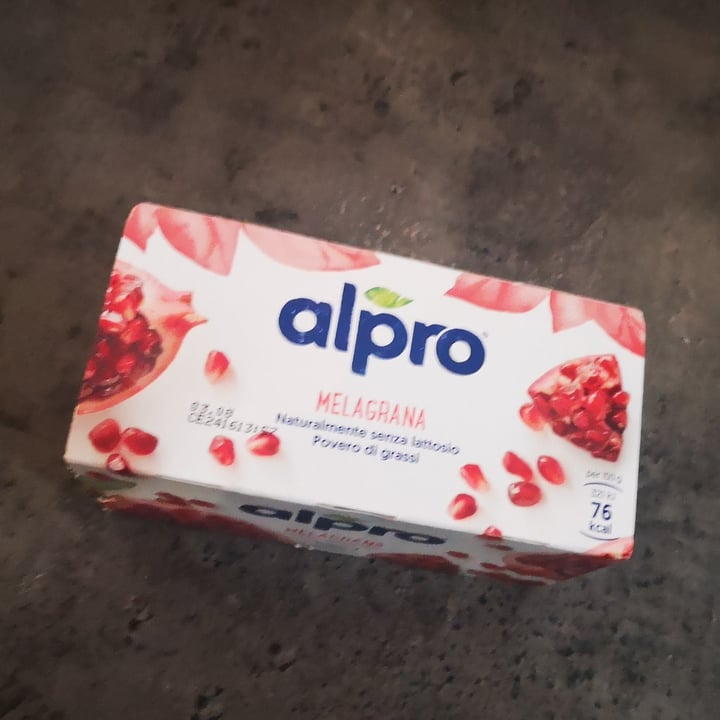photo of Alpro Melagrana yogurt shared by @simomalu on  07 Jul 2021 - review