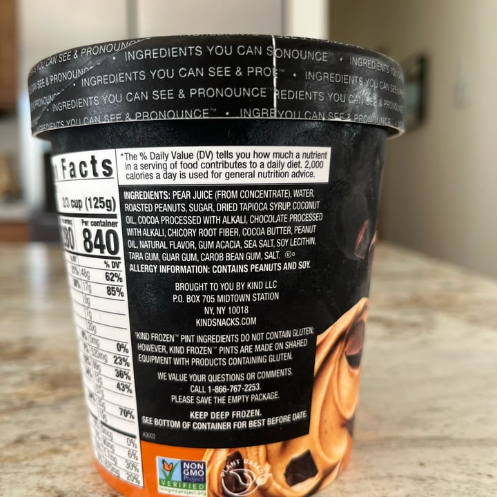 photo of KIND Dark Chocolate Peanut Butter Frozen Dessert shared by @dianna on  18 Oct 2022 - review