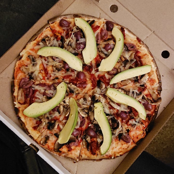 photo of Our Pizza Place “YOH” Pizza With Vegan Cheese shared by @anne13 on  06 Jun 2022 - review