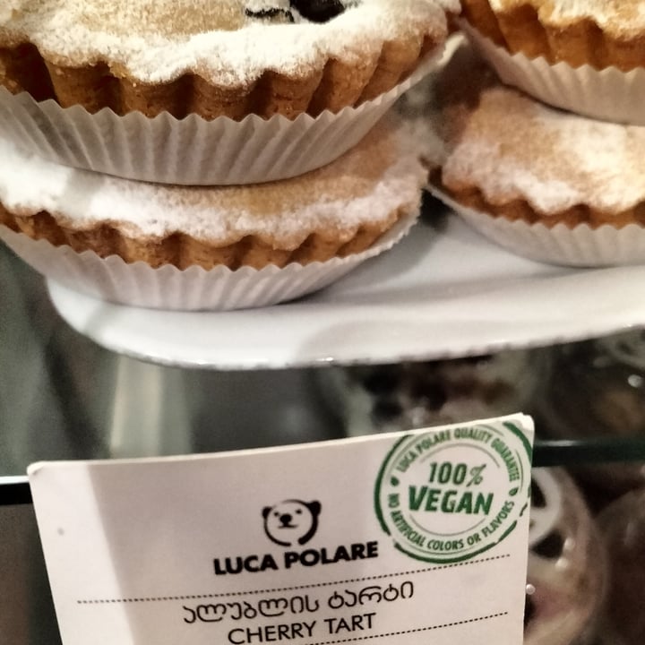 photo of Luca Polare Cherry Tart shared by @helenevegan on  16 Dec 2021 - review