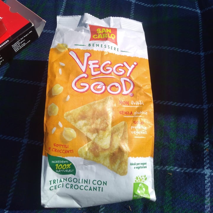 review photo of Veggy Good Veggy Good Triangolini Con Ceci Croccanti shared by @crilla on 02 May 2022 - review
