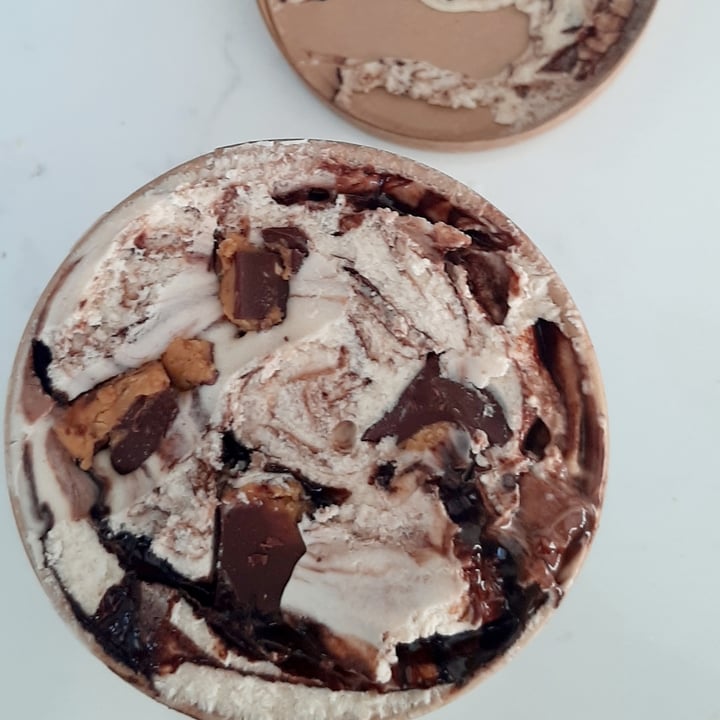 review photo of Kristen's Vegan Peanut Butter Cup shared by @kristinmac on 14 Nov 2020 - review