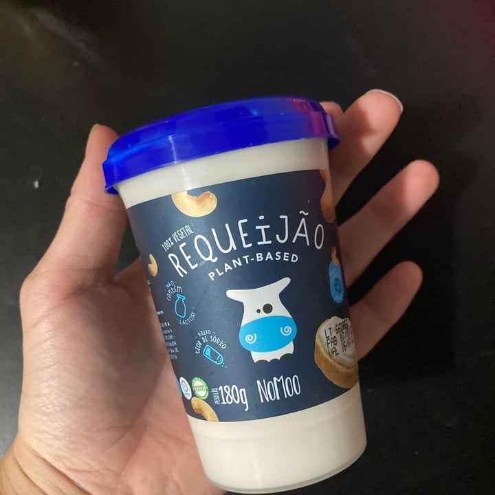 photo of NOMOO Plant-Based Brasil requijão plant-based shared by @joycigomes on  01 May 2022 - review