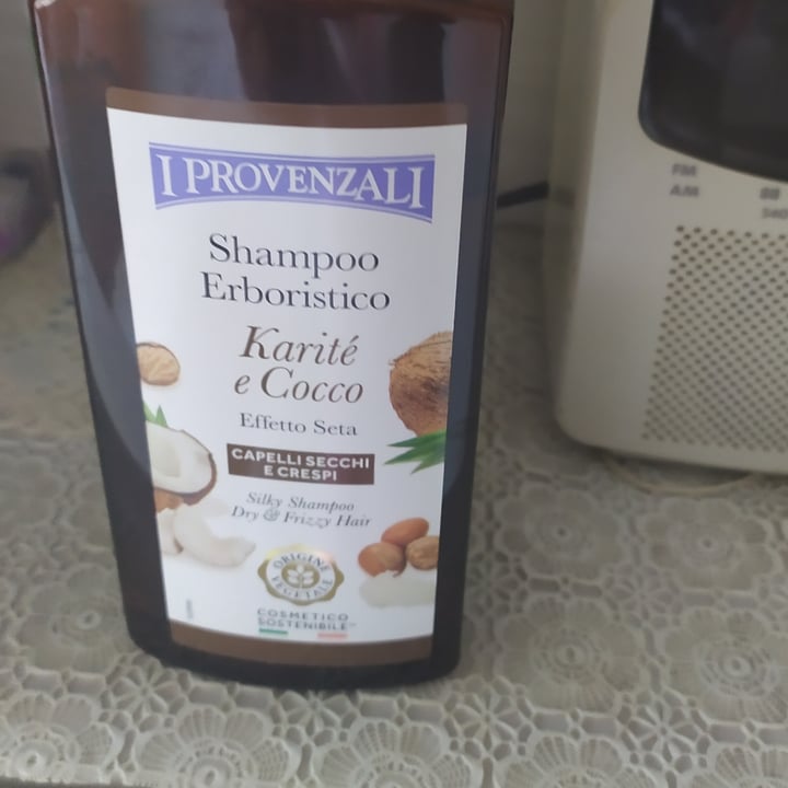 photo of I Provenzali Shampoo karité e cocco shared by @athoucha on  03 Sep 2022 - review