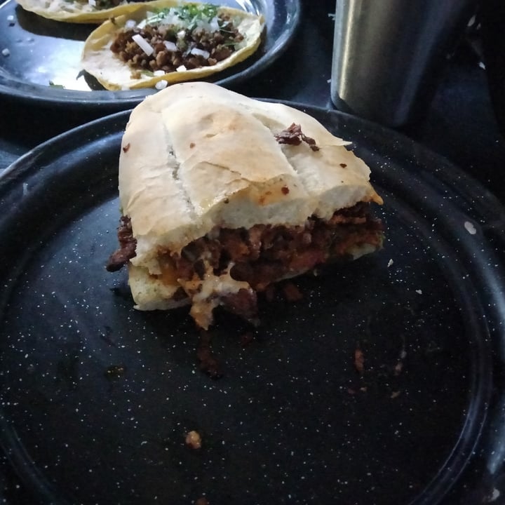 photo of Por siempre vegana 2 torta de cesina shared by @elvagovegan on  20 Aug 2022 - review