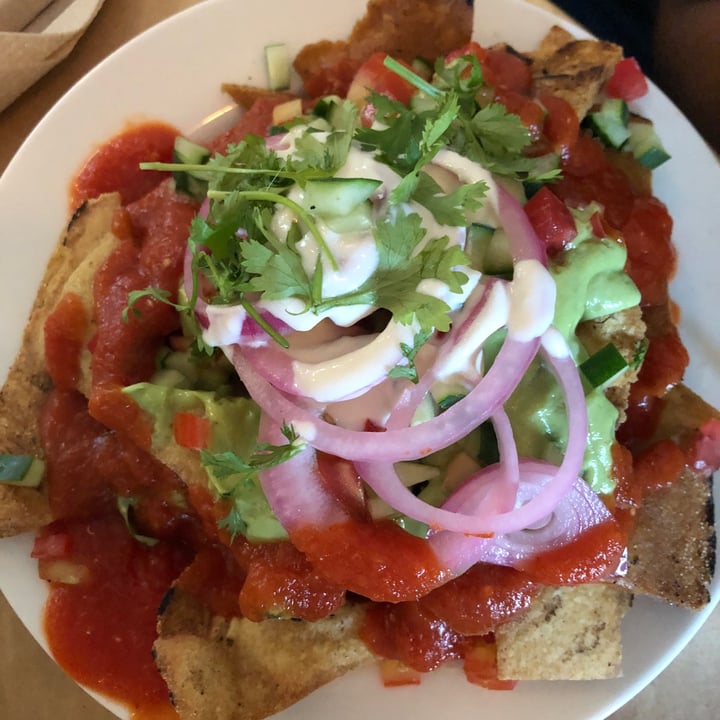 photo of MOLA Chilaquiles shared by @junicornioo on  12 May 2020 - review