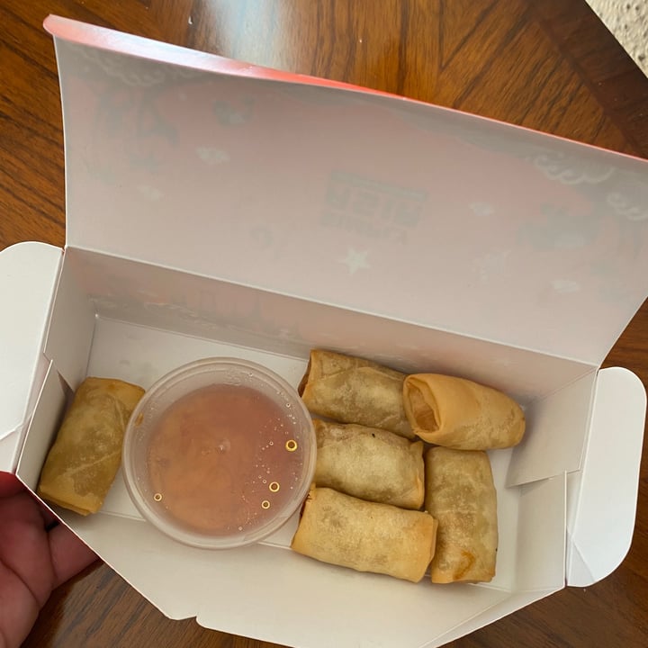 photo of Simply Asia - Benmore Gardens Vegetable Spring Rolls shared by @bianca1701 on  19 Oct 2020 - review