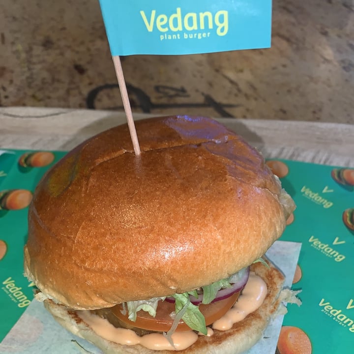 photo of Vedang @ Mall of Berlin Burger shared by @margipann on  13 Mar 2022 - review