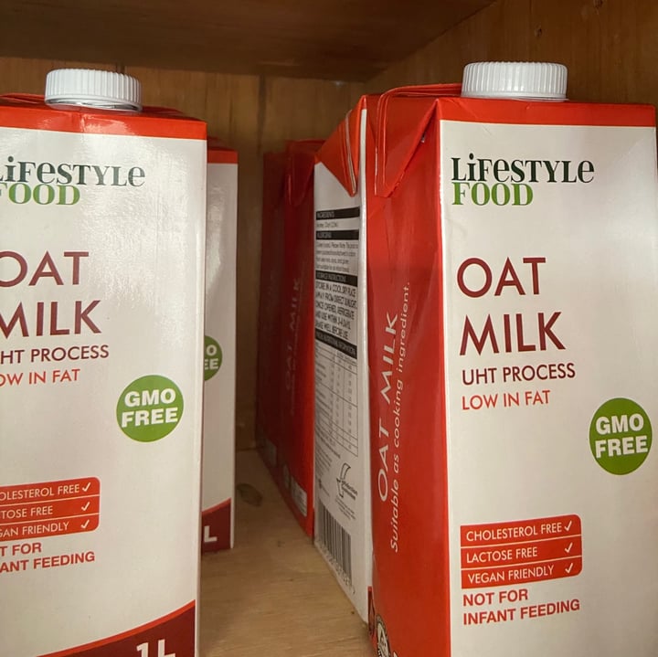 photo of Lifestyle Food Unsweetened Oat Milk shared by @vegan28 on  26 Apr 2020 - review