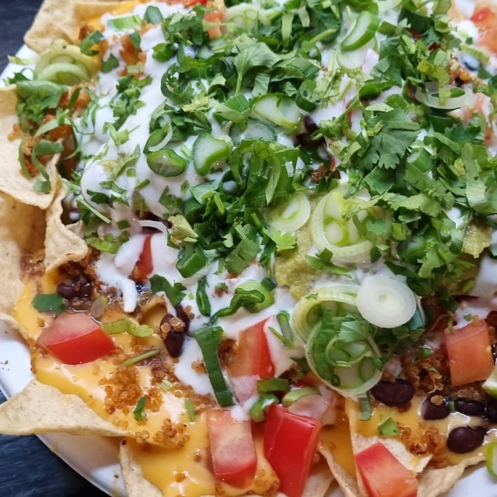 photo of Vegan Love Downtown Nachos shared by @luciamf on  25 Nov 2021 - review