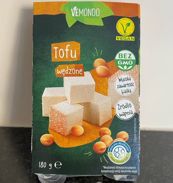 review photo of Vemondo Organic tofu smoked shared by @martinuccia on 20 Mar 2022 - review