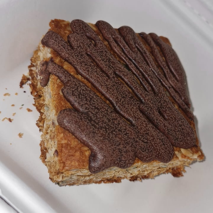 review photo of The Jozi Green Eatery Crunchie shared by @gloomyvegan on 29 Oct 2021 - review