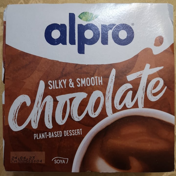 review photo of Alpro Devilishly Dark Chocolate Plant-based Dessert shared by @ricciolinaveg on 23 Oct 2022 - review
