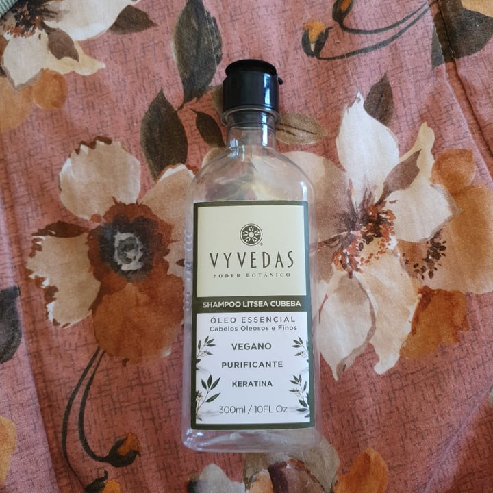 review photo of Vyvedas Shampoo Litsea Cubeba shared by @longjourney on 25 Apr 2022 - review