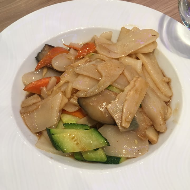 photo of Myu Sushi Gnocchi Cinesi Di Verdure shared by @veryveg on  14 Jun 2022 - review