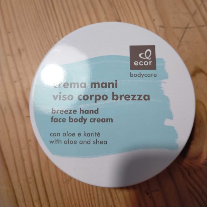 photo of Ecor Crema mani viso corpo brezza shared by @rosannamazzucco1 on  10 Oct 2021 - review