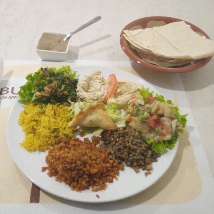 review photo of Falafel&hummus Piatto Vegano Misto shared by @lucreziafranchina on 15 Mar 2022 - review