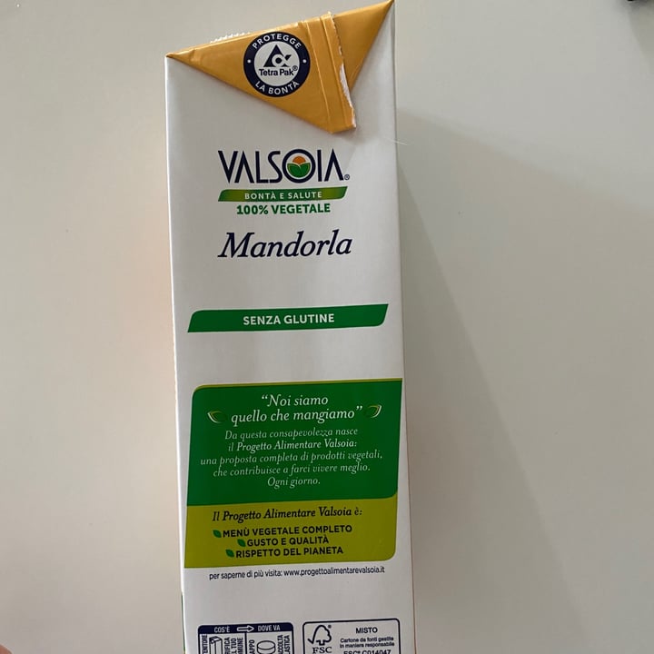 photo of Valsoia Latte di mandorla shared by @mariamagri on  03 Jun 2022 - review