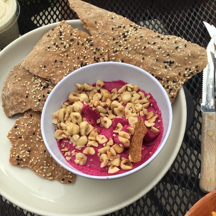 photo of King Dough Beat hummus shared by @vegandancer10 on  28 Jun 2022 - review