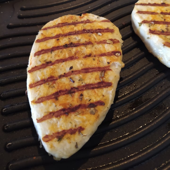 review photo of Unconventional Filetti Vegetali 0% Pollo 100% Gusto - Plant Based Fillet shared by @silviaserpe02 on 08 May 2022 - review