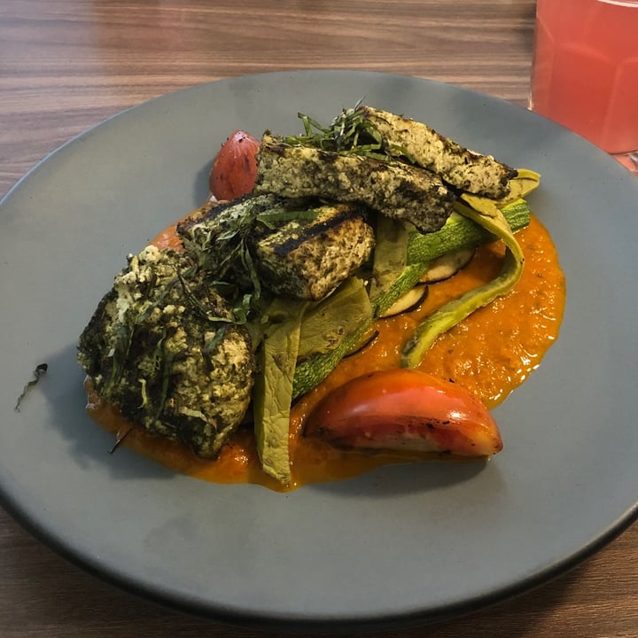 review photo of Calabacitas Tiernas Bistro Tofu Asado shared by @angel02 on 03 May 2021 - review