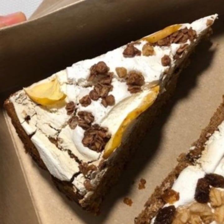 review photo of BioXoco Restaurante Vegano Macrobiótico Pastel de manzana shared by @sym on 27 Dec 2021 - review