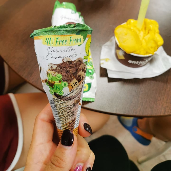 review photo of 4U Free From Cono Vainilla Y Caramelo shared by @vegananyi on 19 Aug 2022 - review