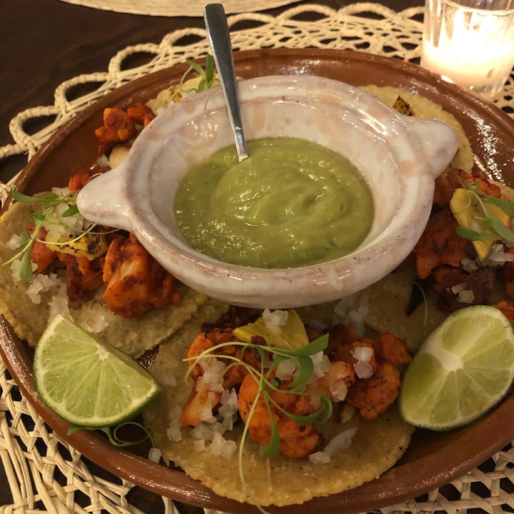 photo of Na Tlali Tacos al pastor shared by @susylhoist on  13 Dec 2021 - review