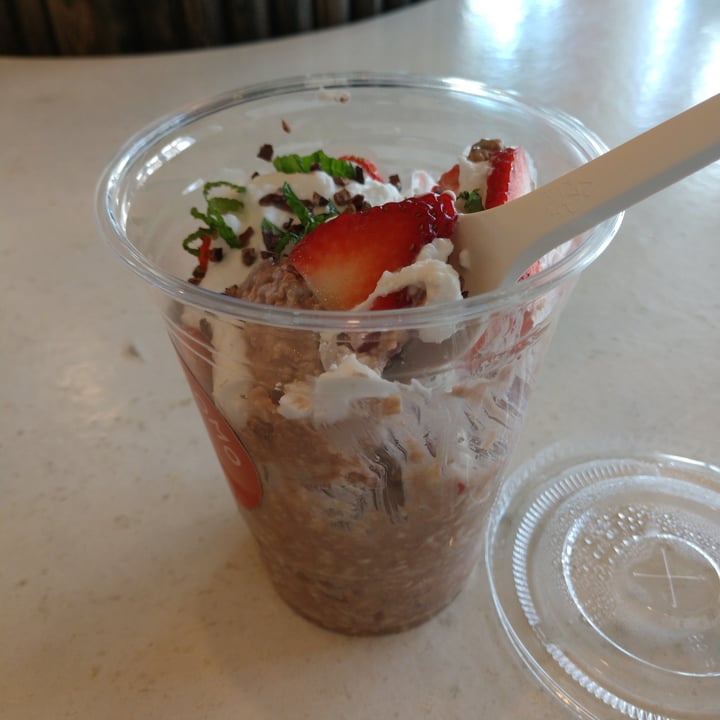 review photo of Kokomo Salted Cacao Oats shared by @hungrysofa on 22 Apr 2018 - review