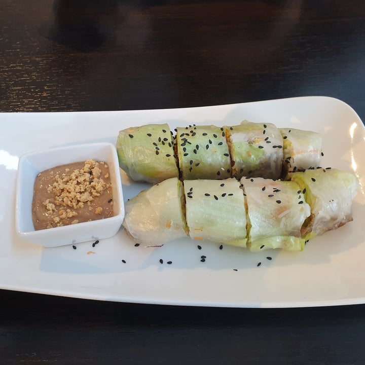 photo of Loving Hut Summer Rolls shared by @janaplantpowered on  18 Jul 2020 - review