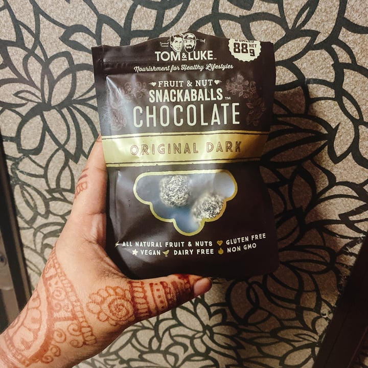 photo of Tom & Luke Fruit And Nut Snackaballs - Original Dark Chocolate shared by @carboholic on  08 Nov 2021 - review