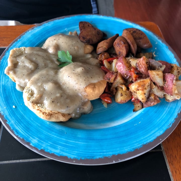photo of Krimsey's Cajun Kitchen Biscuits ‘n Gravy Plate shared by @evolotus on  30 Dec 2019 - review