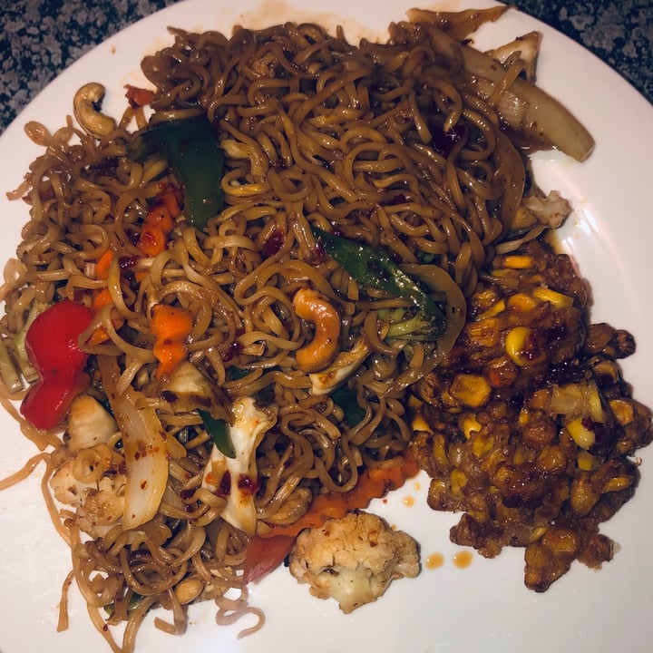 photo of Simply Asia Atlas Mall 514 Roasted Chilli Paste And Cashew Nut Noodles shared by @jethrotait on  20 Dec 2020 - review