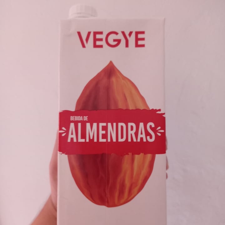 photo of Vegye Bebida de Almendras shared by @txaranga on  04 Sep 2021 - review