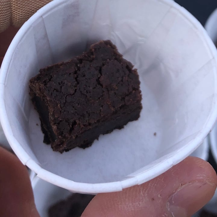 photo of Vegan By Dani Dark Chocolate Gluten Free Brownie shared by @moustachedvegan on  13 Feb 2021 - review