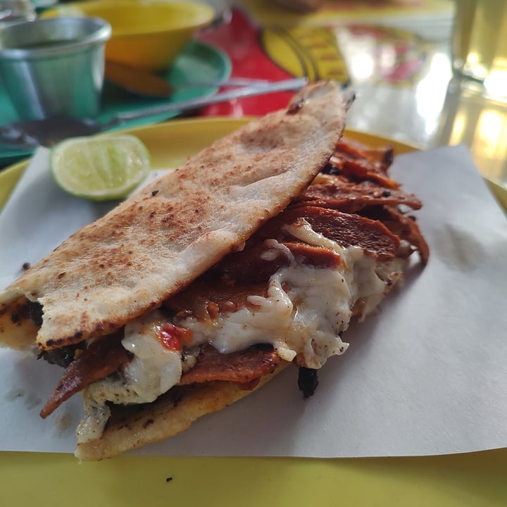 photo of Gracias Madre Taquería Vegana quesadilla campechana shared by @nelly19 on  15 Nov 2022 - review