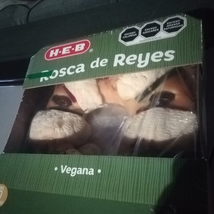 photo of H-E-B Rosca de Reyes shared by @lorenagreen on  22 Jan 2022 - review