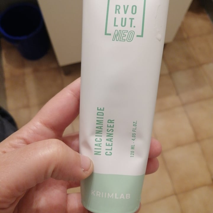 review photo of Rvolut neo Niacinamide Cream shared by @inmaeternament on 26 Mar 2022 - review