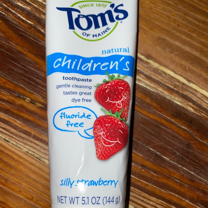 photo of Tom's of Maine Children's Silly Strawberry Toothpaste shared by @sandra741219 on  09 Aug 2021 - review