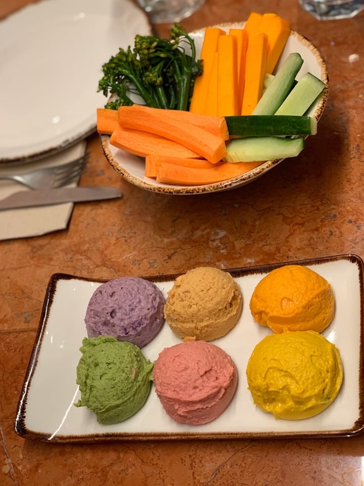review photo of Naked and Sated Hummus shared by @jesusmf23 on 08 Mar 2020 - review