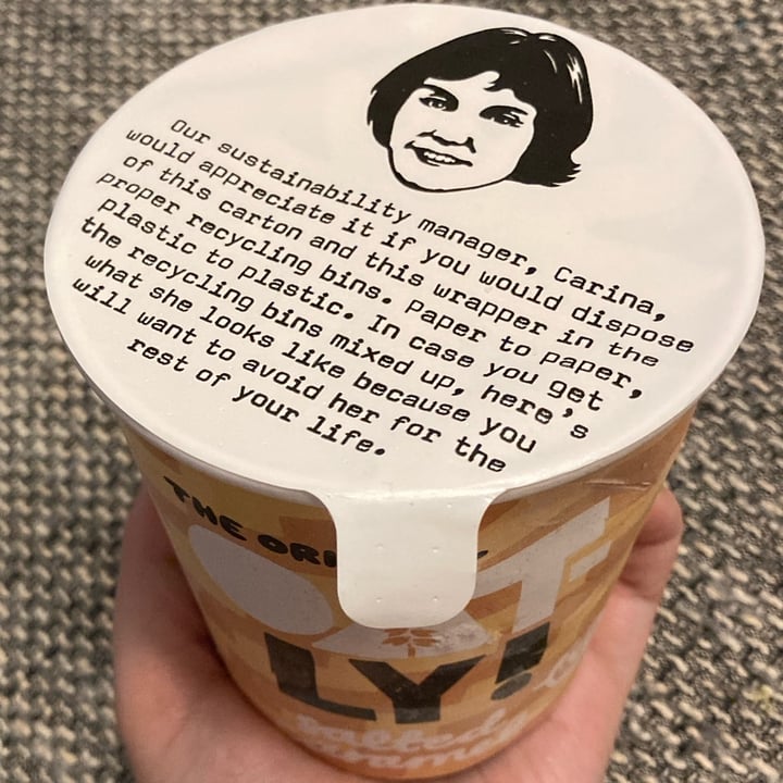 review photo of Oatly Salted Caramel Ice Cream shared by @hebep on 10 Jul 2022 - review