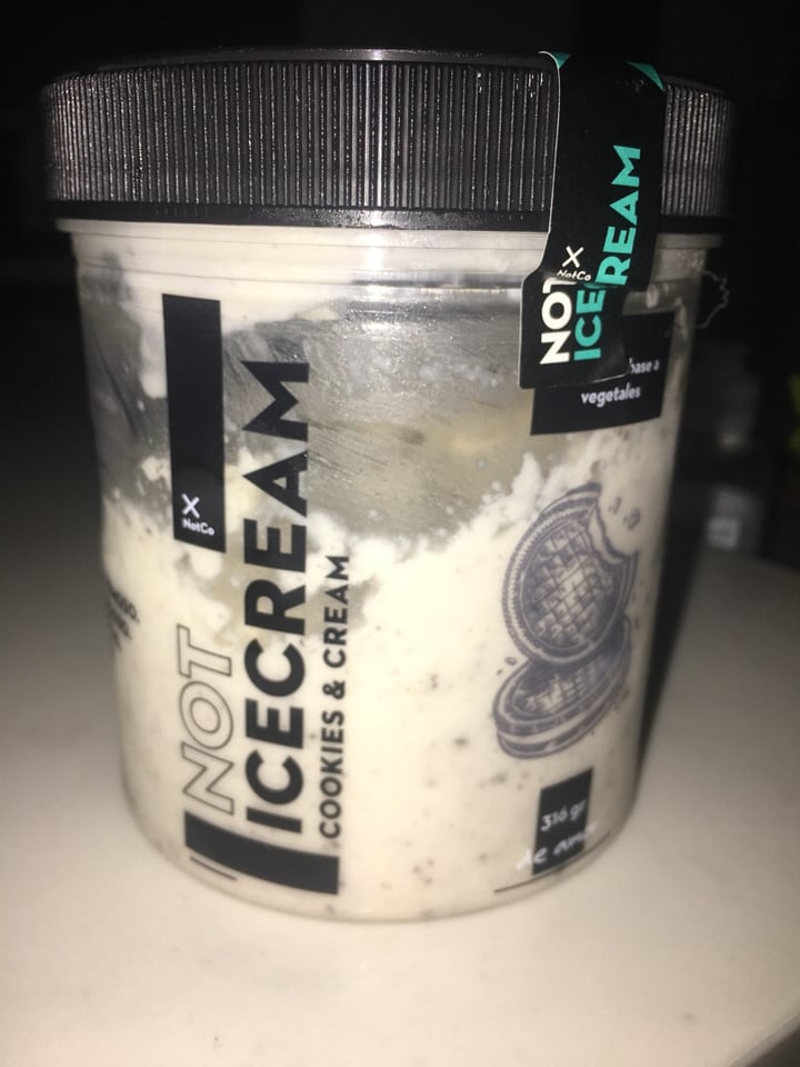 photo of NotCo Not Icecream Cookies & Cream shared by @romiulloac on  07 Feb 2020 - review