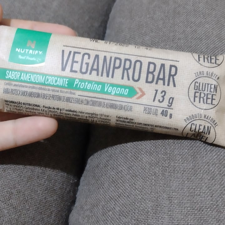 review photo of Nutrify. - Food Veganpro bar Sabor amendoim crocante shared by @laisgomesms19 on 25 Nov 2021 - review