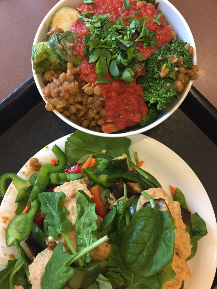 review photo of The Duc-ling Dining Hall Make-you own Salad shared by @jocelynspizman on 07 Mar 2019 - review