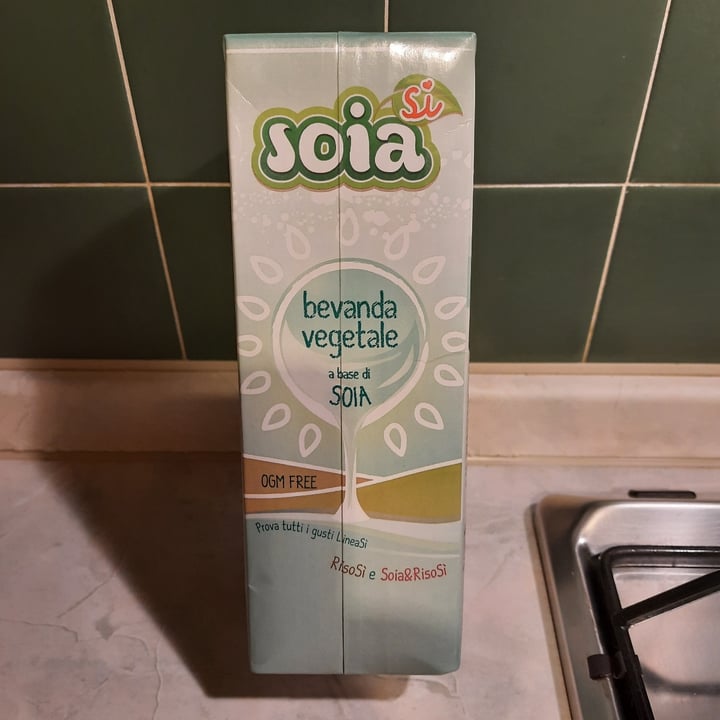 review photo of Soia Sì Soia Sí Bevanda Vegetale A Base Di Soia shared by @frenciblu84 on 30 Sep 2022 - review