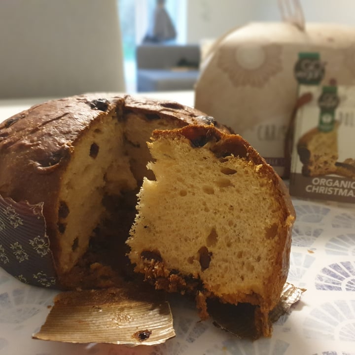 review photo of GO vegan! Vegan Christmas panettone shared by @v3e3r3o on 11 Jan 2021 - review