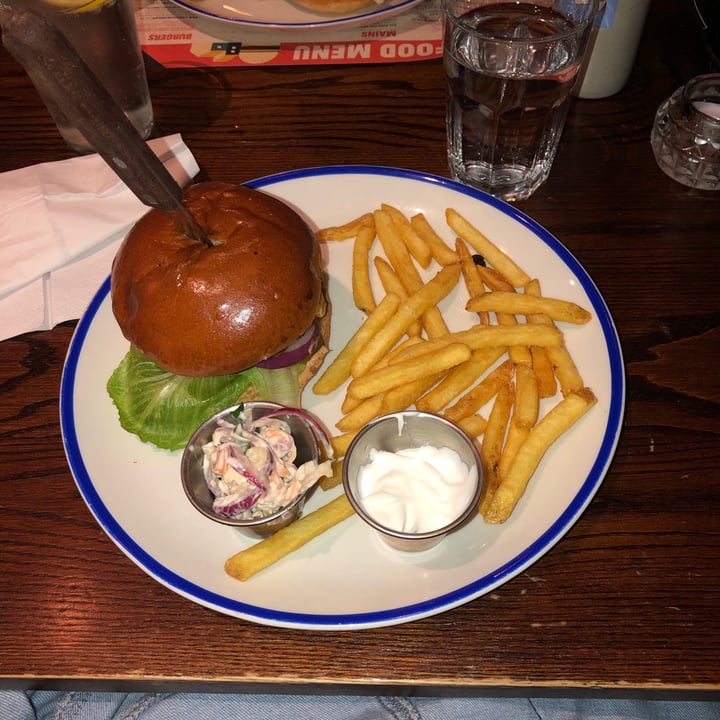 review photo of Brewhouse & Kitchen - Lichfield Vegan Burger shared by @shannonloughran on 25 Oct 2020 - review